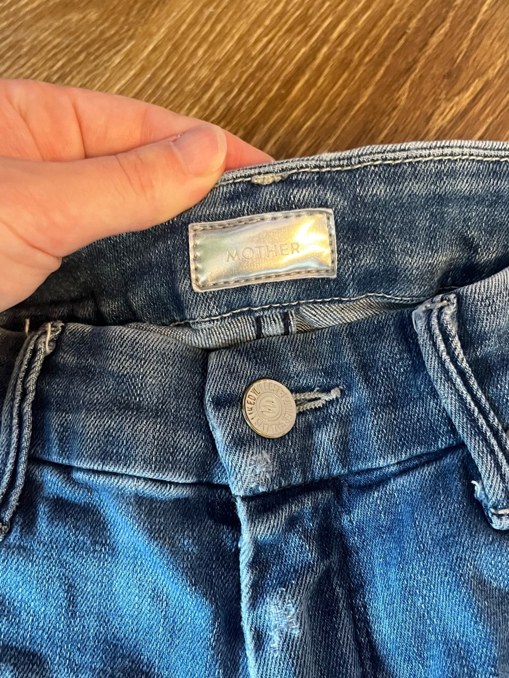 MOTHER Light Blue Skinny Jeans - Picture 5 of 10